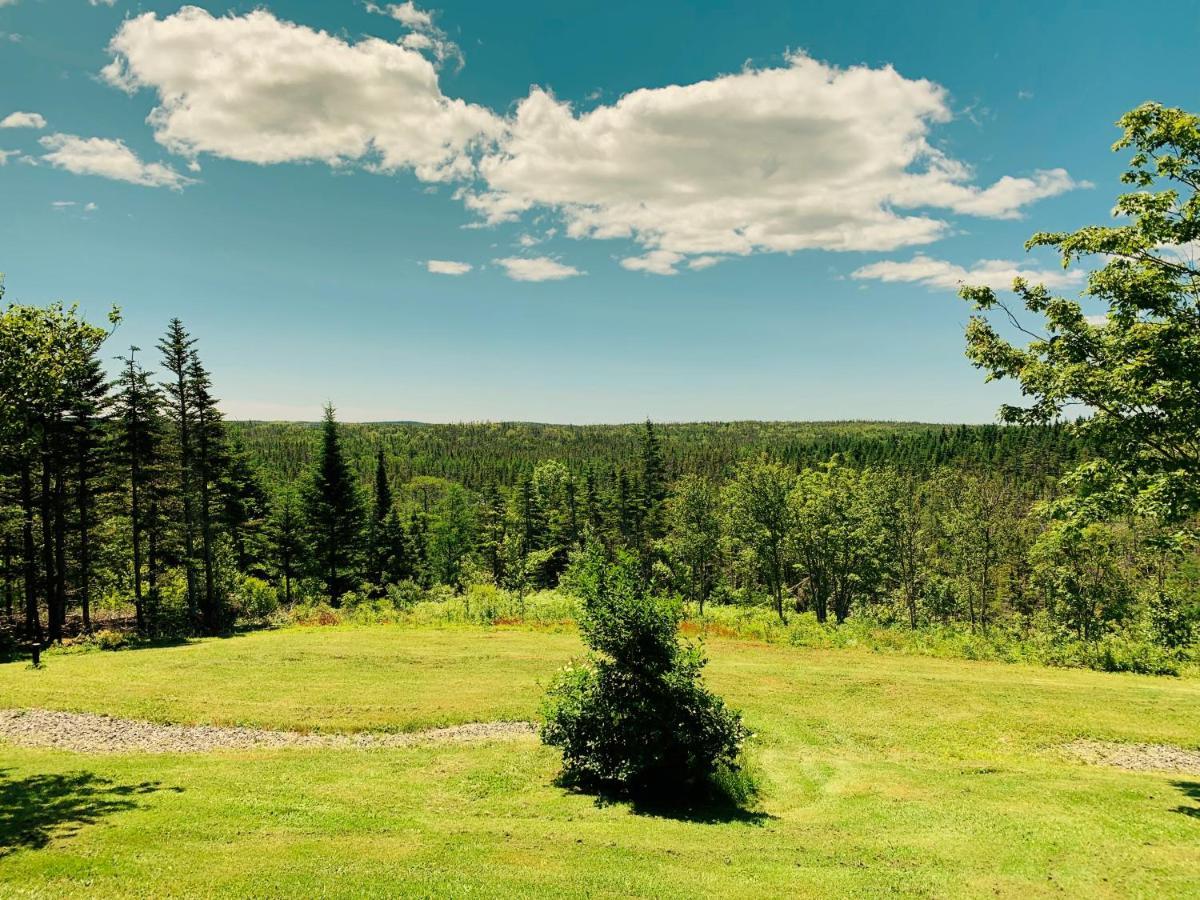 Eagle Valley Cottages Queensport Esterno foto