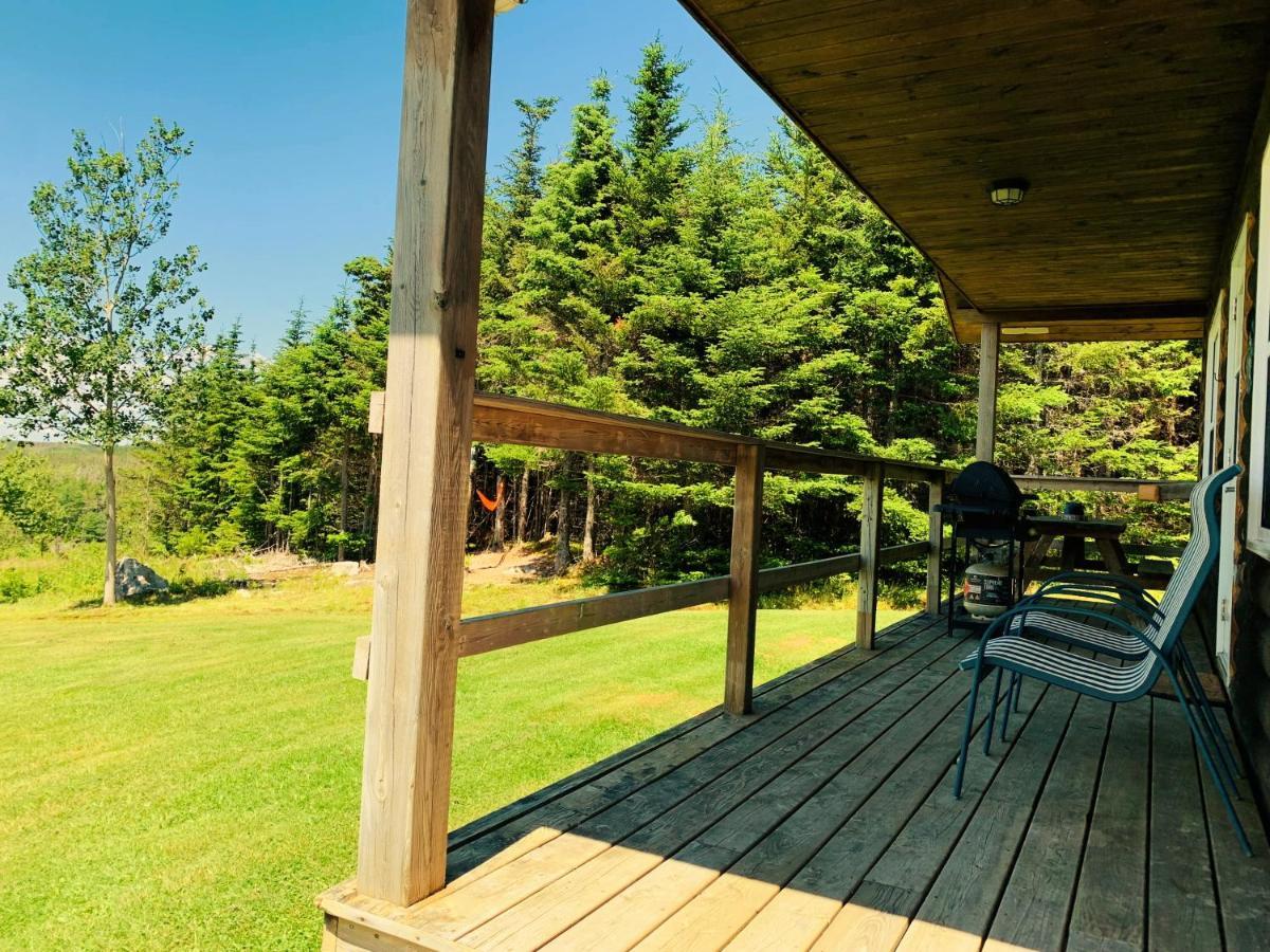Eagle Valley Cottages Queensport Esterno foto
